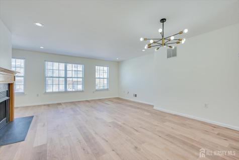 3 Kosmoski Terrace Sayreville NJ 08859