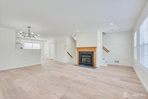 3 Kosmoski Terrace Sayreville NJ 08859