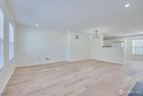 3 Kosmoski Terrace Sayreville NJ 08859