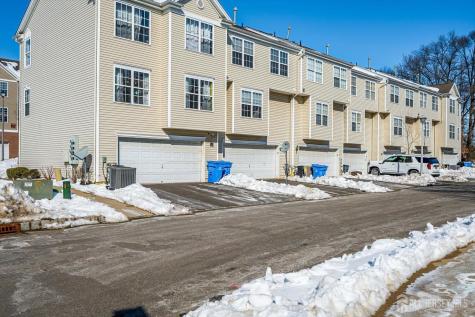 3 Kosmoski Terrace Sayreville NJ 08859