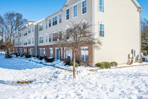 3 Kosmoski Terrace Sayreville NJ 08859