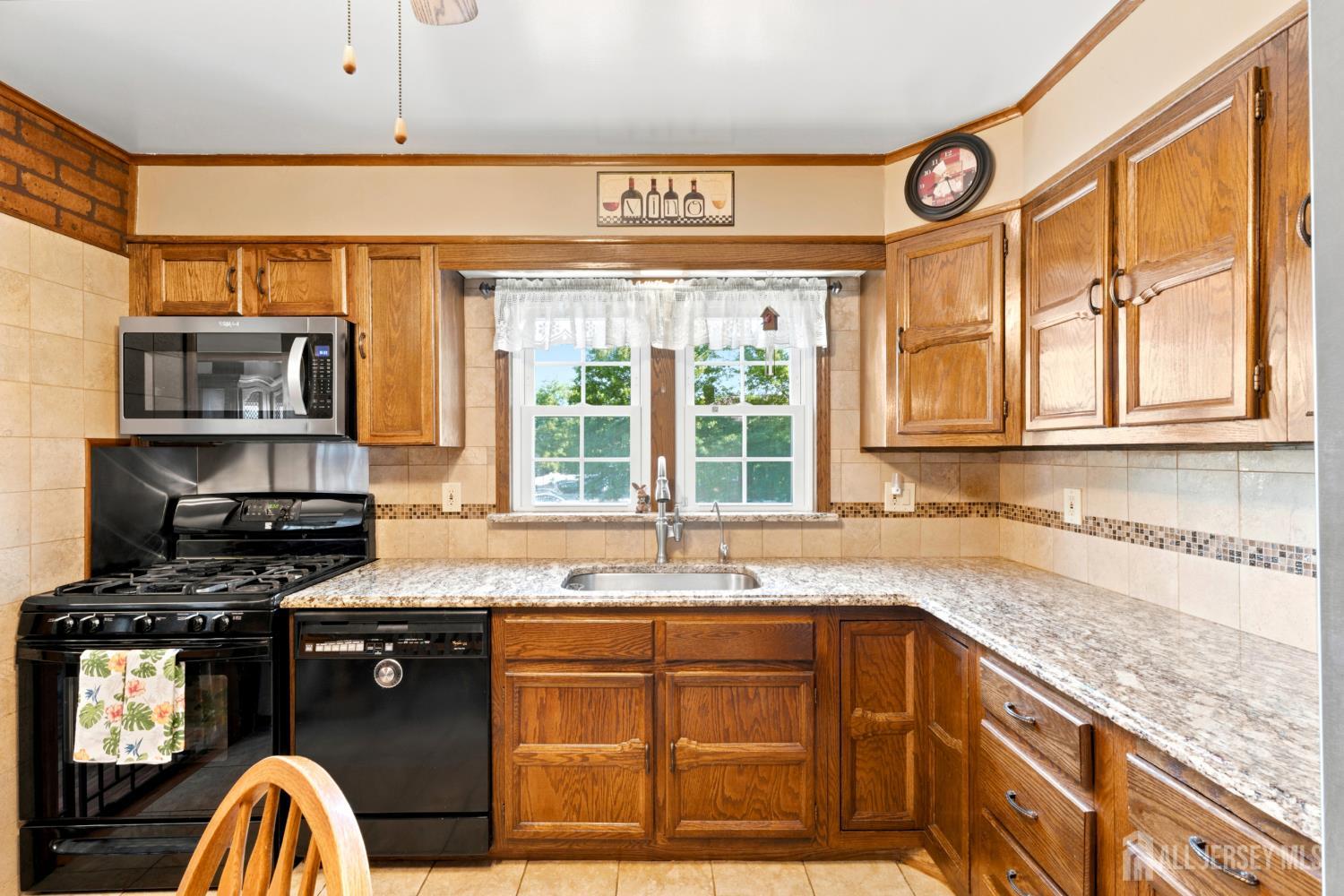 62 Pinho Avenue Carteret NJ 07008