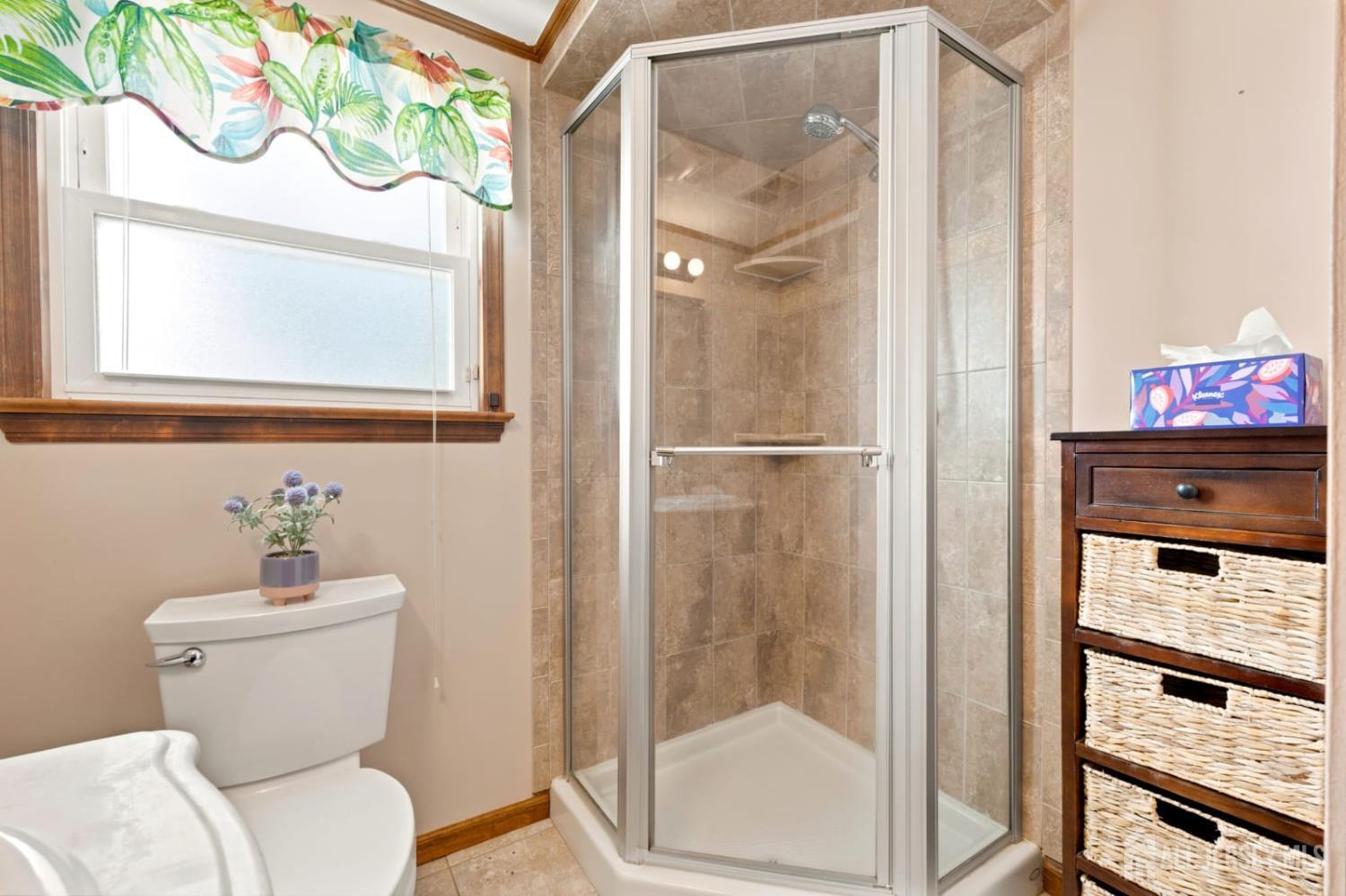 62 Pinho Avenue Carteret NJ 07008