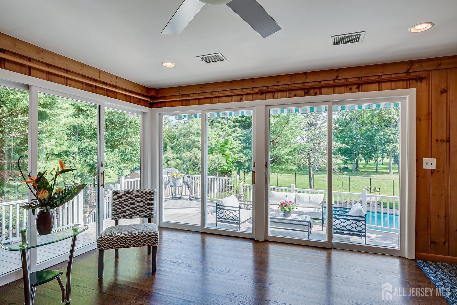 41 W Calvert Avenue Edison NJ 08820