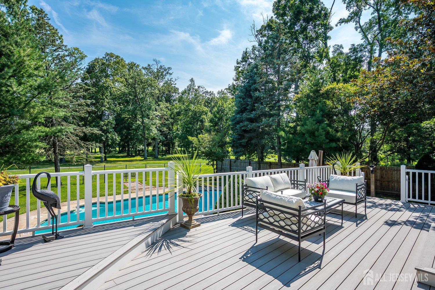 41 W Calvert Avenue Edison NJ 08820