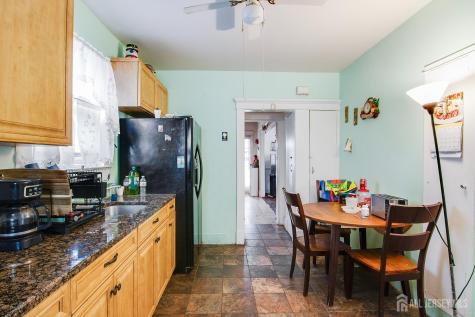 204-204 Howard Street New Brunswick NJ 08091