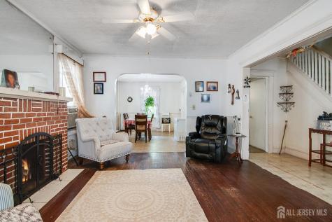 204-204 Howard Street New Brunswick NJ 08091