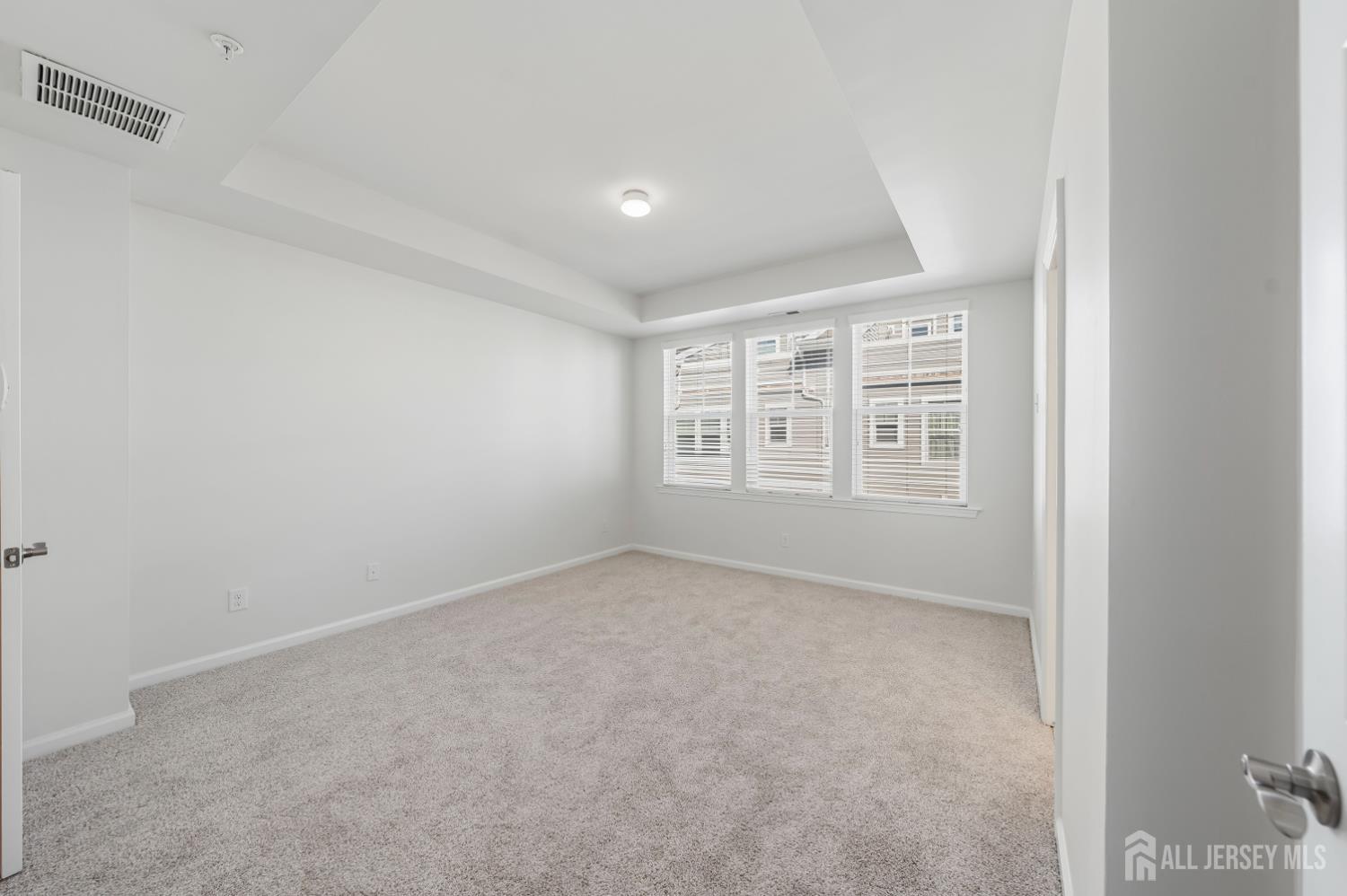 14 Fleet Street North Brunswick NJ 08902