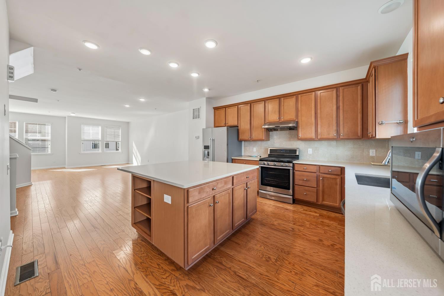 14 Fleet Street North Brunswick NJ 08902