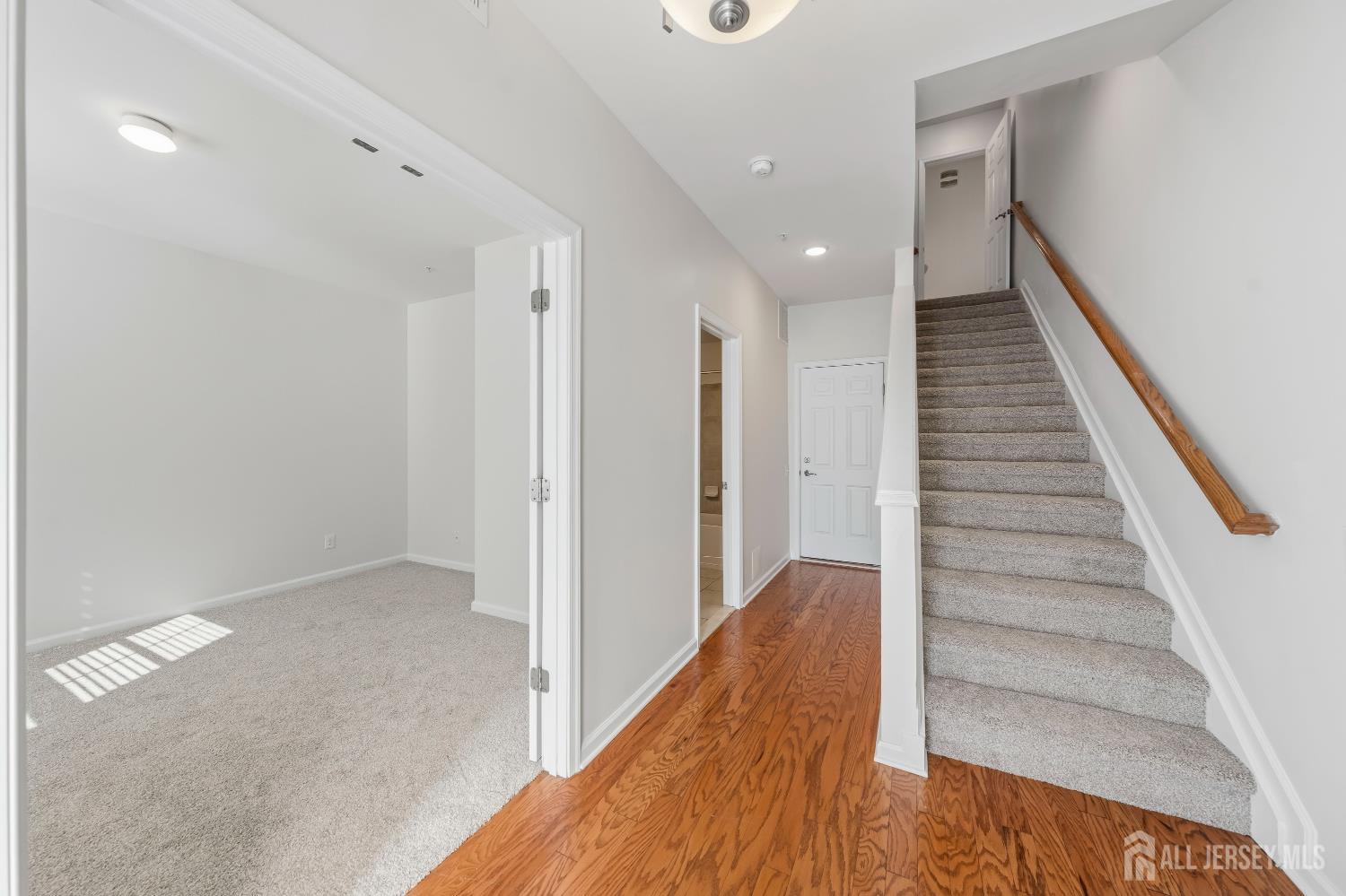 14 Fleet Street North Brunswick NJ 08902