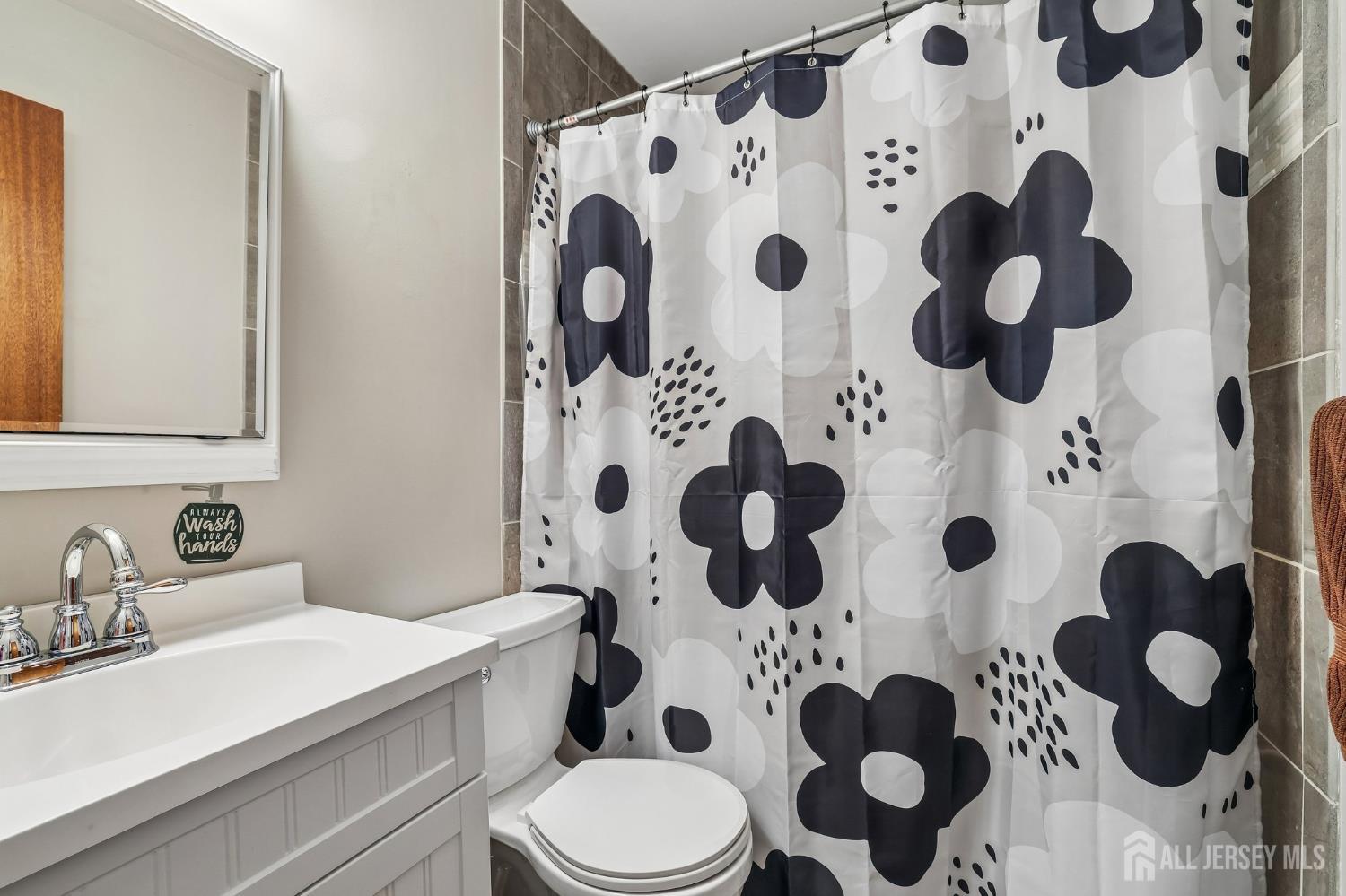 79 Staghorn Drive Old Bridge NJ 07747