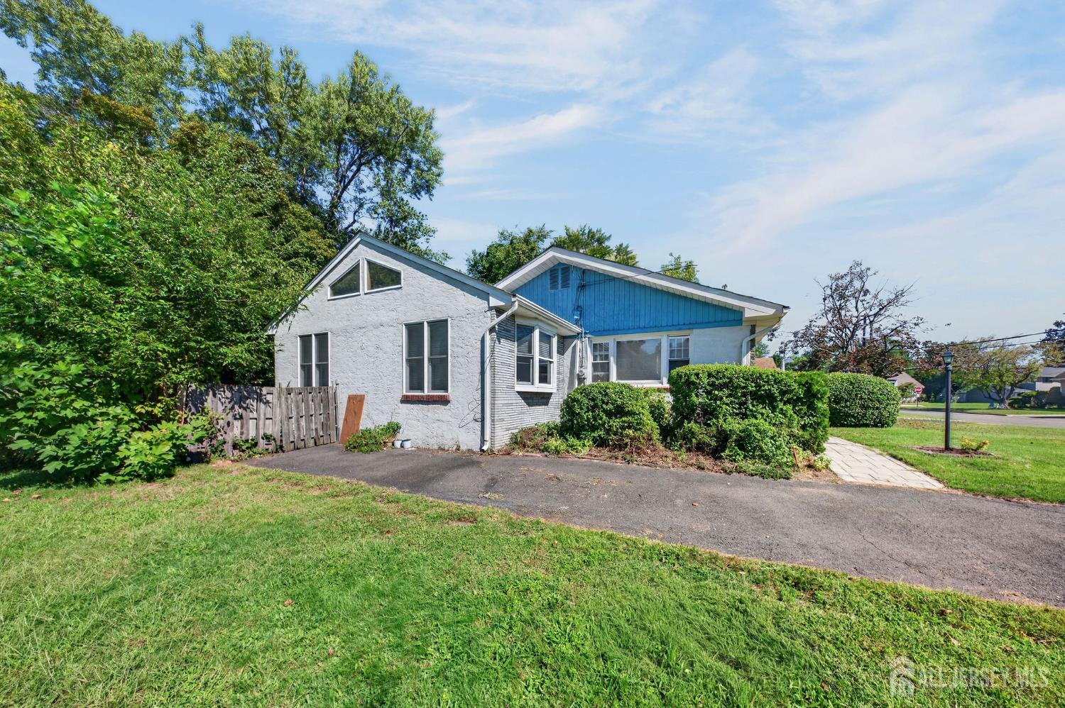 5 Lydecker Place Middlesex NJ 08846
