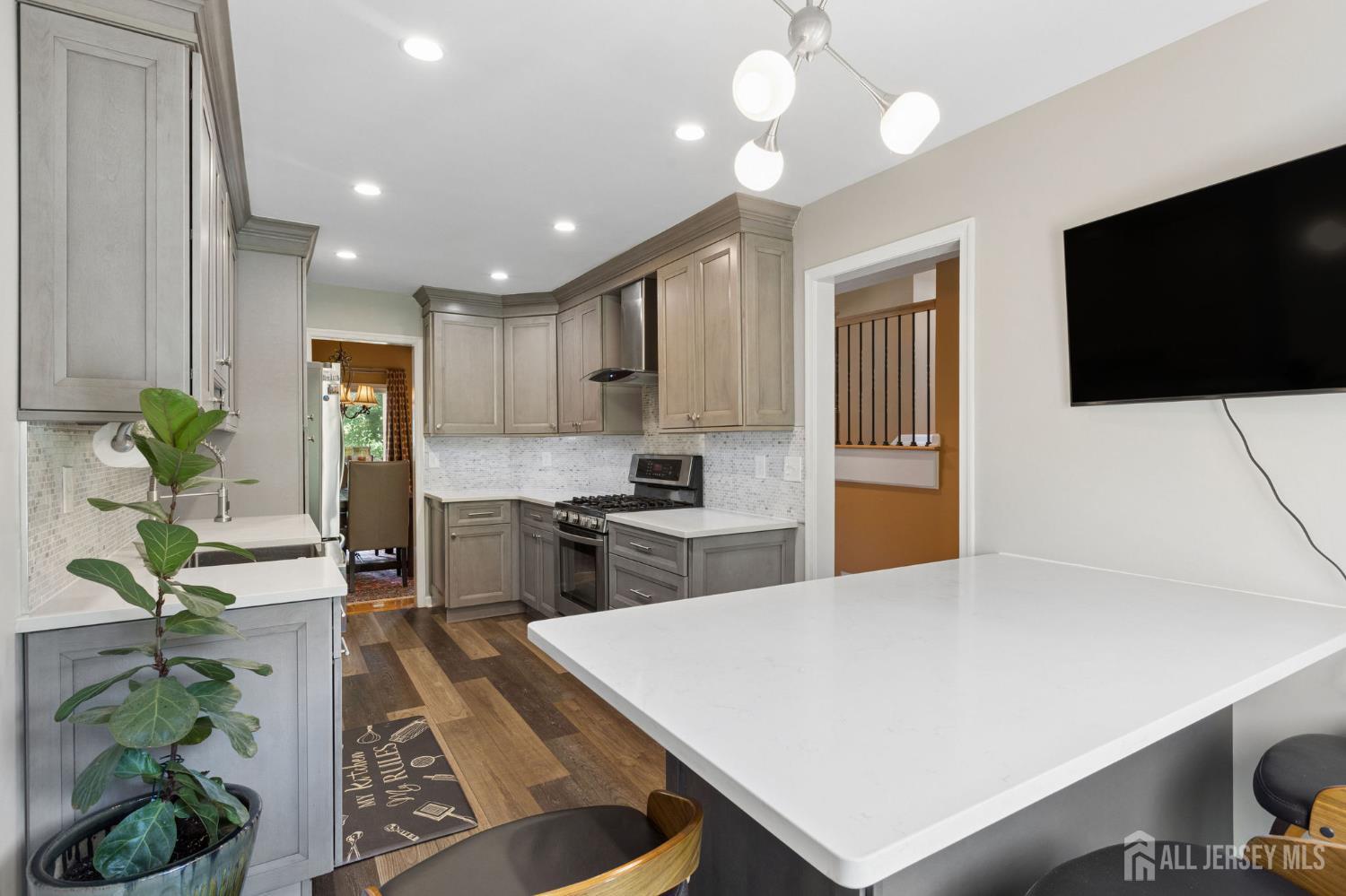 41 Kingsland Circle South Brunswick NJ 08852