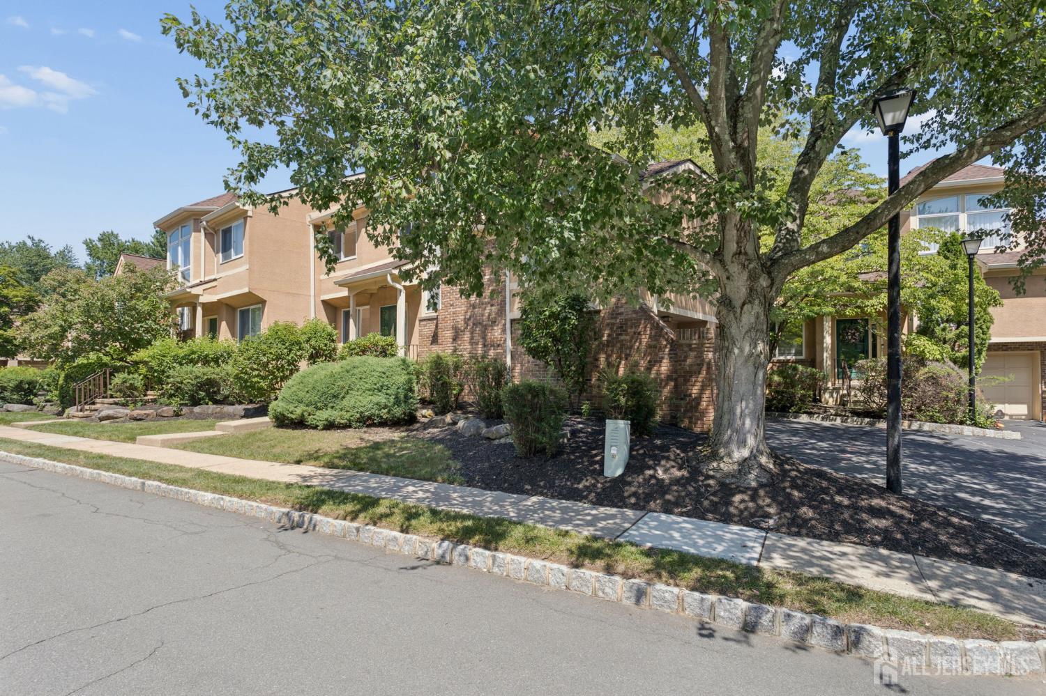 41 Kingsland Circle South Brunswick NJ 08852