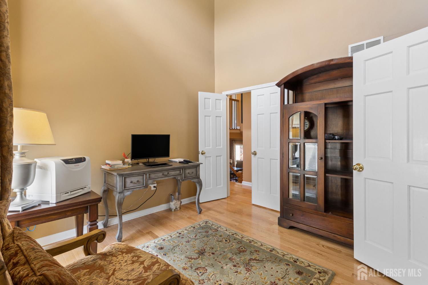 41 Kingsland Circle South Brunswick NJ 08852
