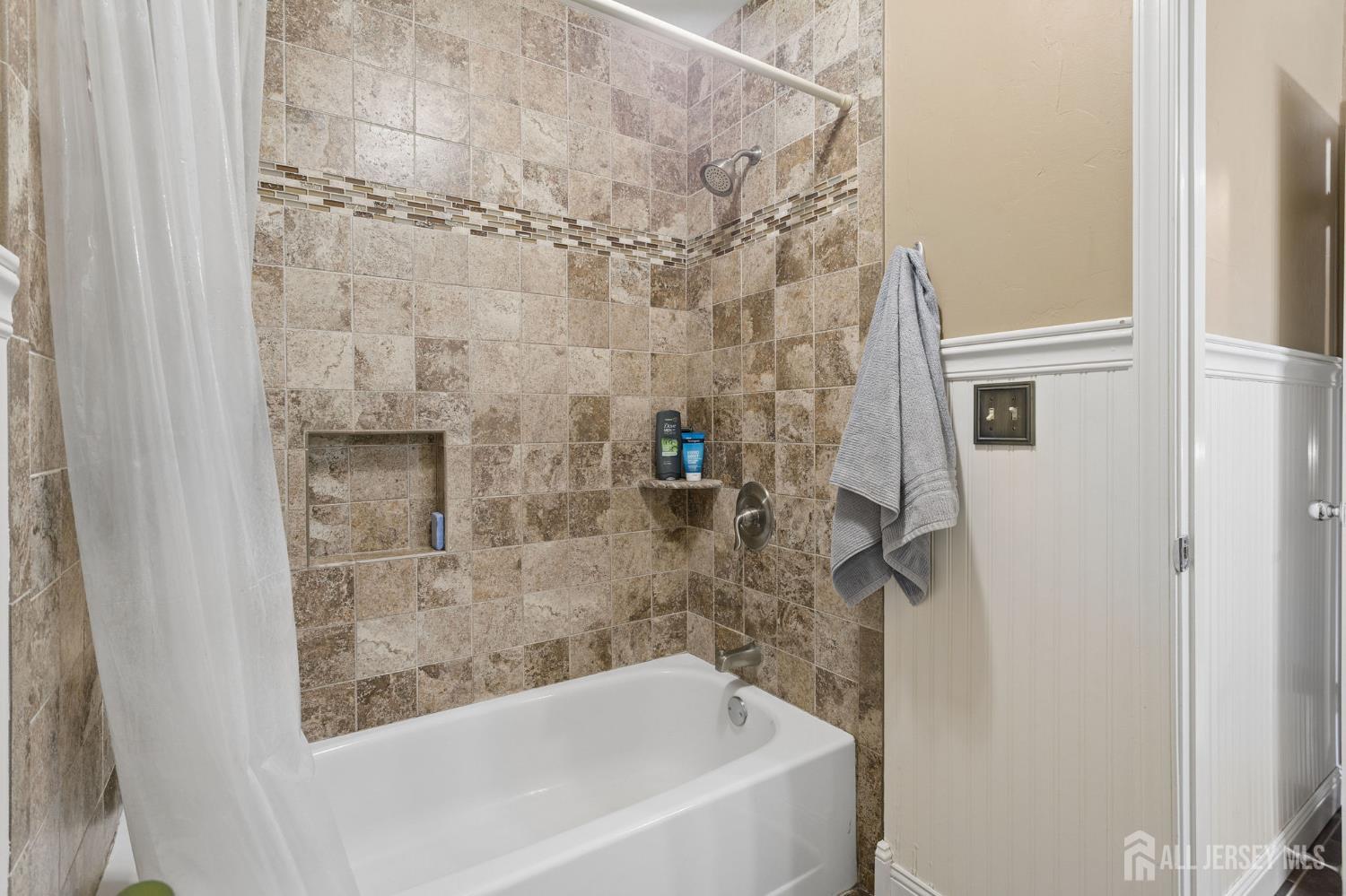 41 Kingsland Circle South Brunswick NJ 08852
