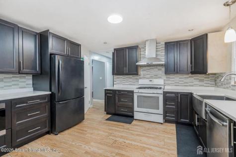 120 Lincoln Street Sayreville NJ 08879