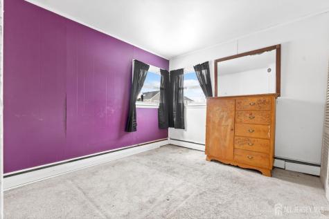 29 Park Avenue Iselin NJ 08830