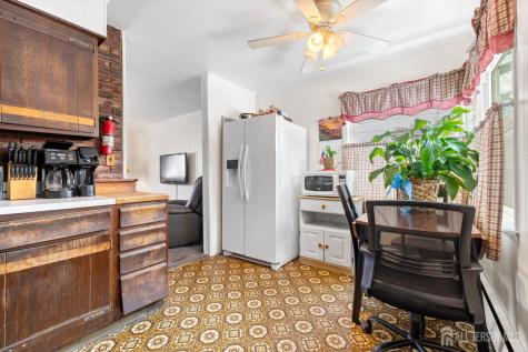 29 Park Avenue Iselin NJ 08830