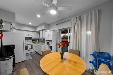 436 Hunt Avenue Hamilton NJ 08610