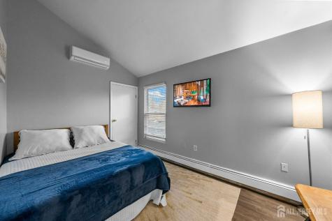 436 Hunt Avenue Hamilton NJ 08610