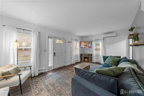 436 Hunt Avenue Hamilton NJ 08610