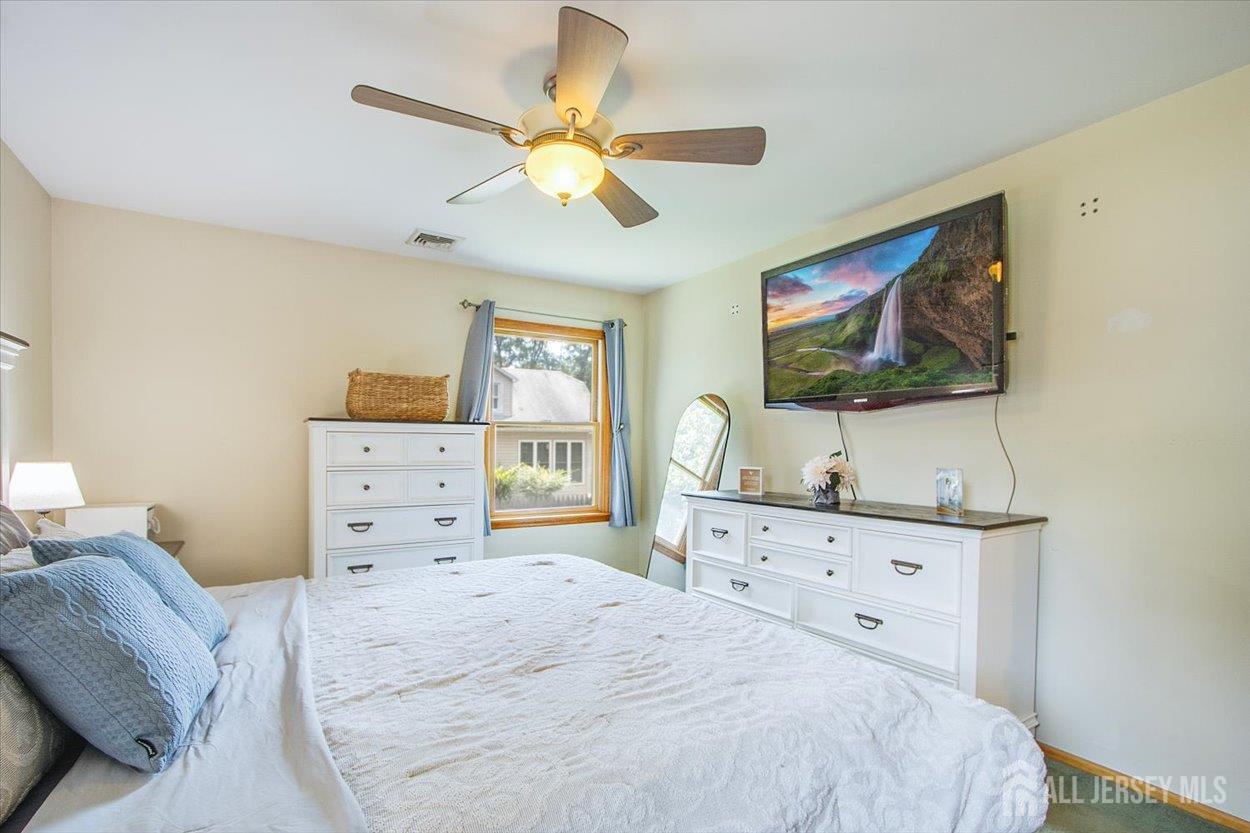 85 Othen Street Edison NJ 08817
