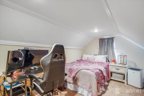 85 Othen Street Edison NJ 08817