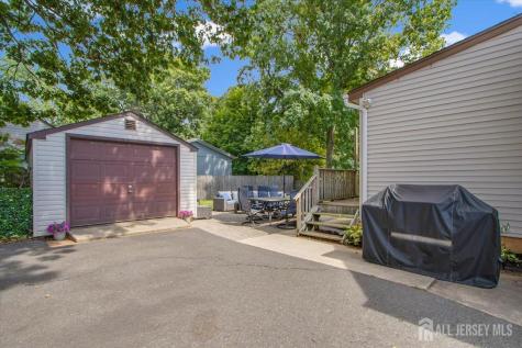 85 Othen Street Edison NJ 08817