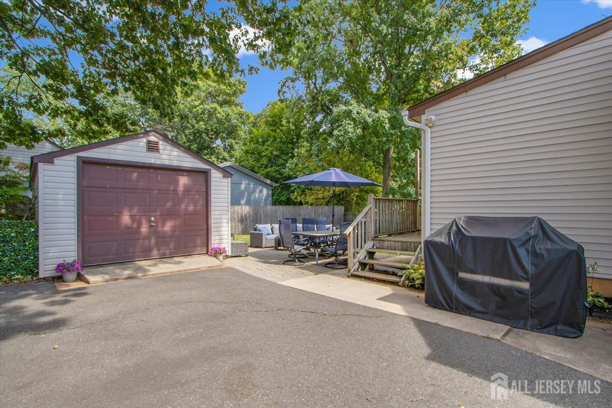 85 Othen Street Edison NJ 08817