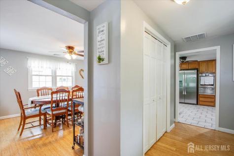 85 Othen Street Edison NJ 08817