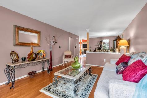 5 Ardmore Place East Brunswick NJ 08816