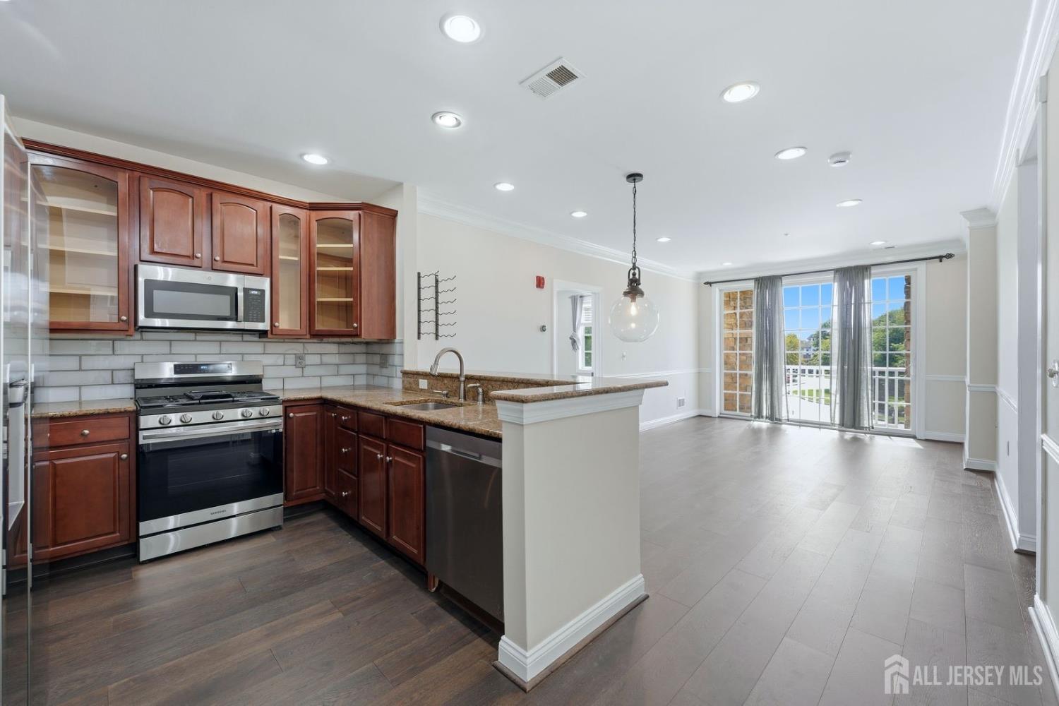 373 Victoria Drive Bridgewater NJ 08807