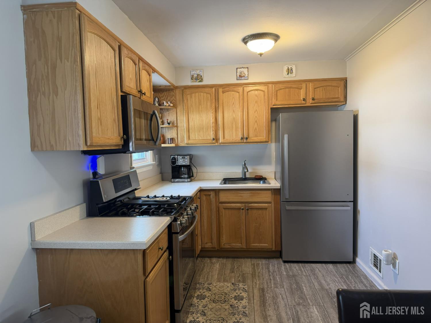 36 Maplewood Avenue Colonia NJ 07067