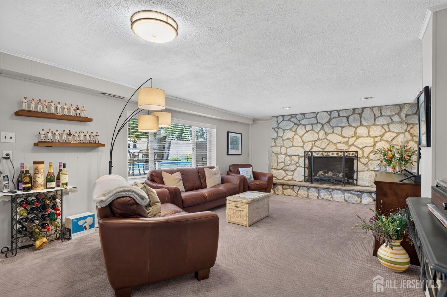 443 Old Stage Road Spotswood NJ 08884