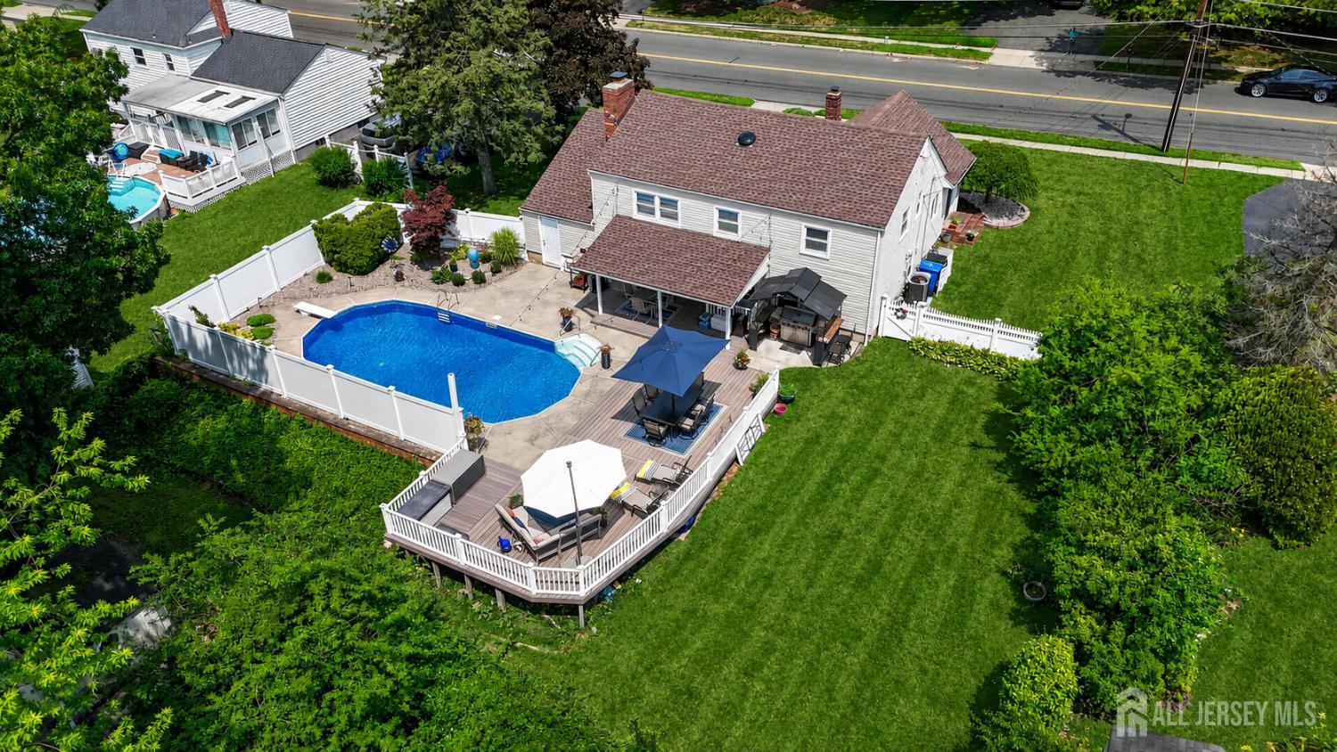 443 Old Stage Road Spotswood NJ 08884