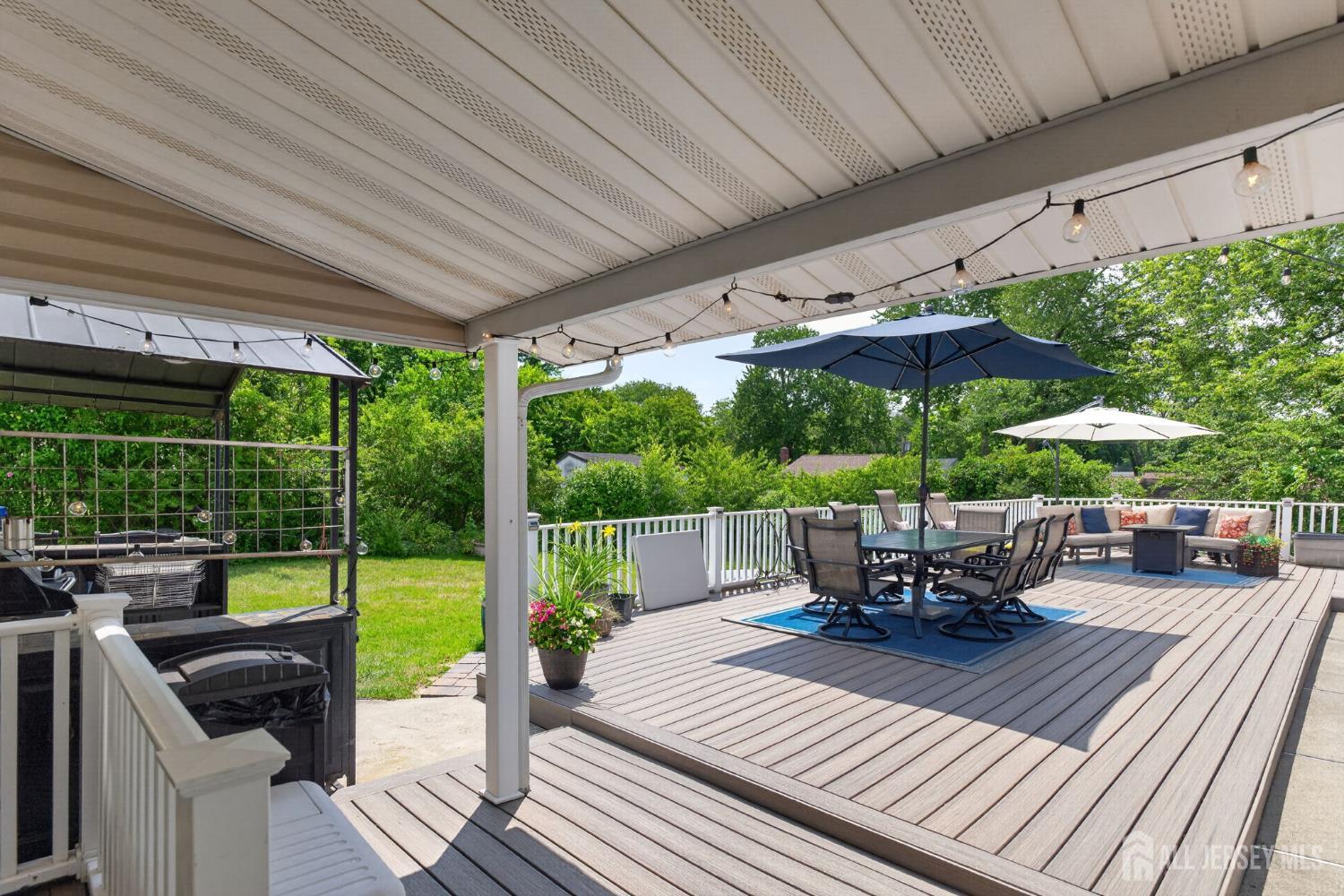 443 Old Stage Road Spotswood NJ 08884