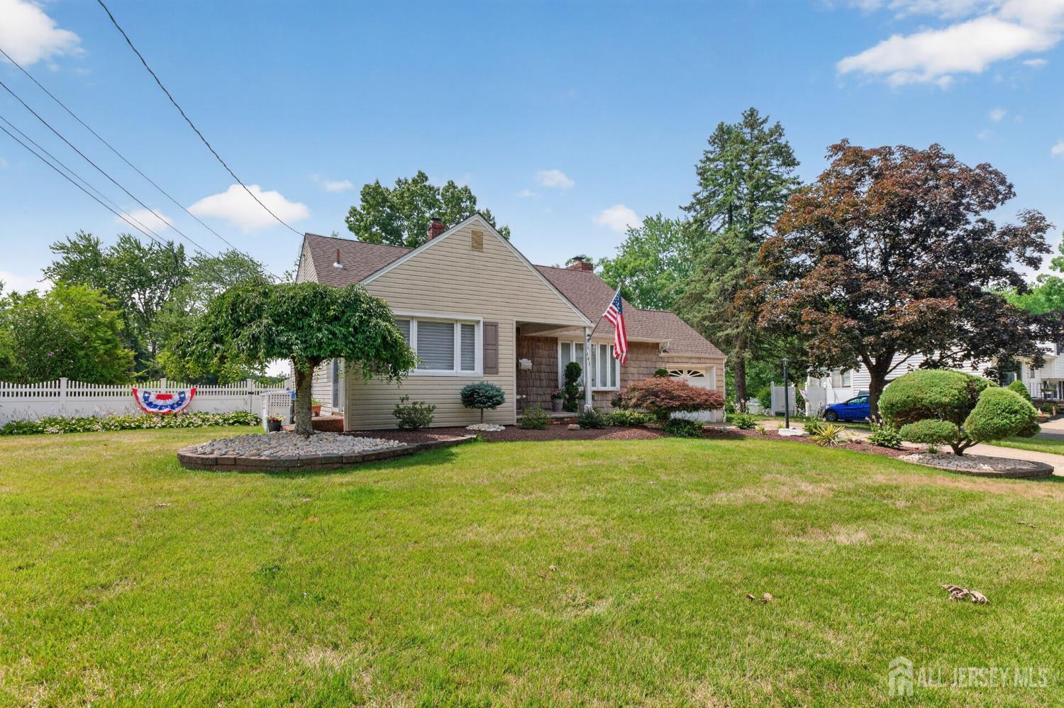 443 Old Stage Road Spotswood NJ 08884