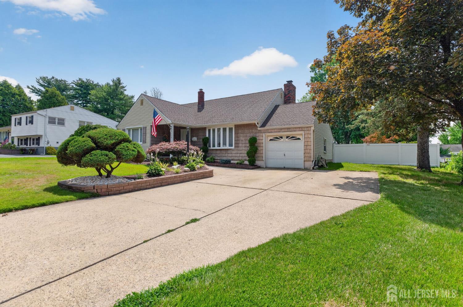 443 Old Stage Road Spotswood NJ 08884