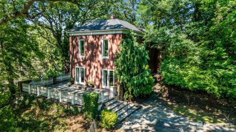 50 Hooper Avenue Atlantic Highlands NJ 07716