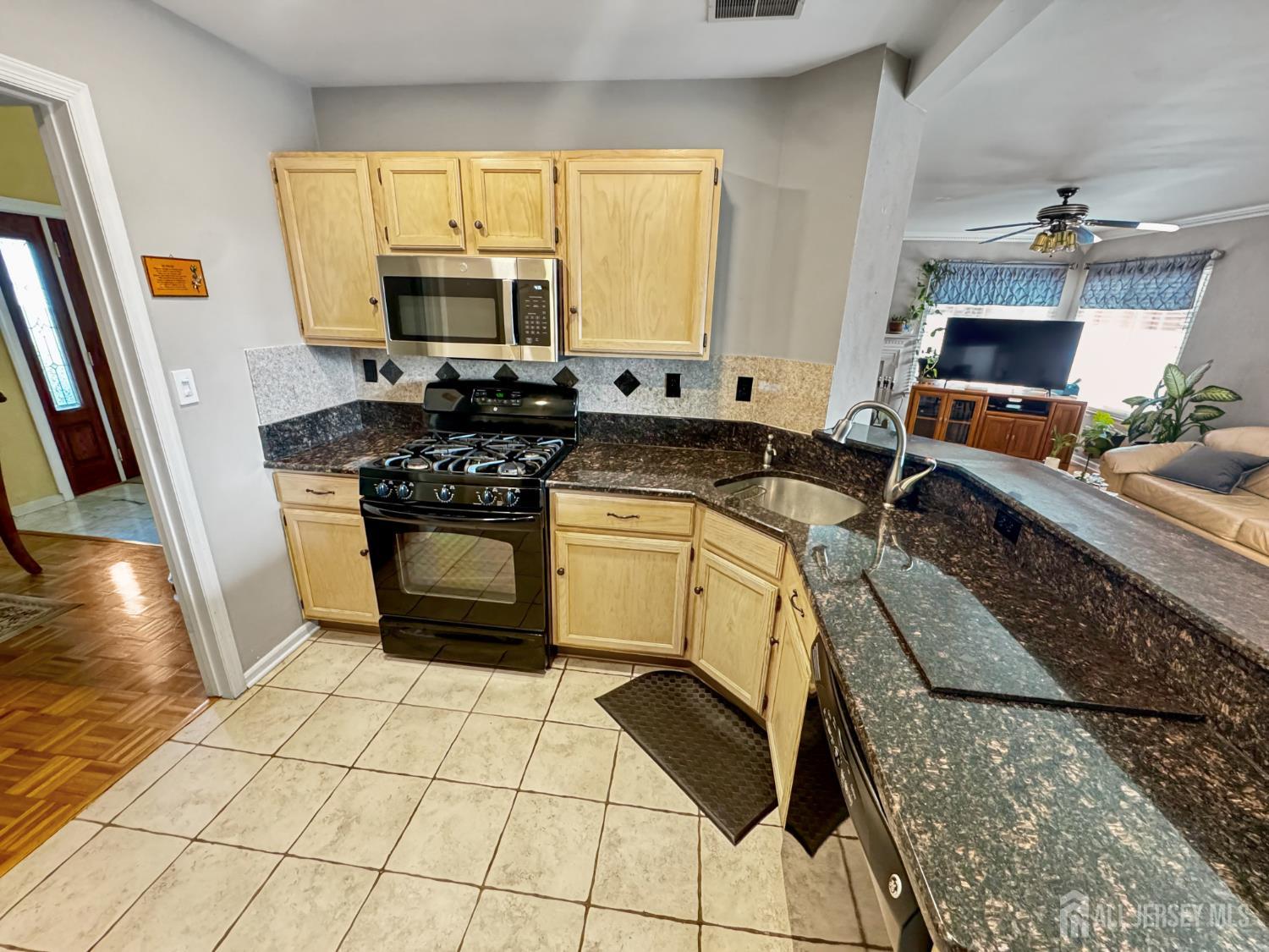 174 Buttonwood Drive Piscataway NJ 08854