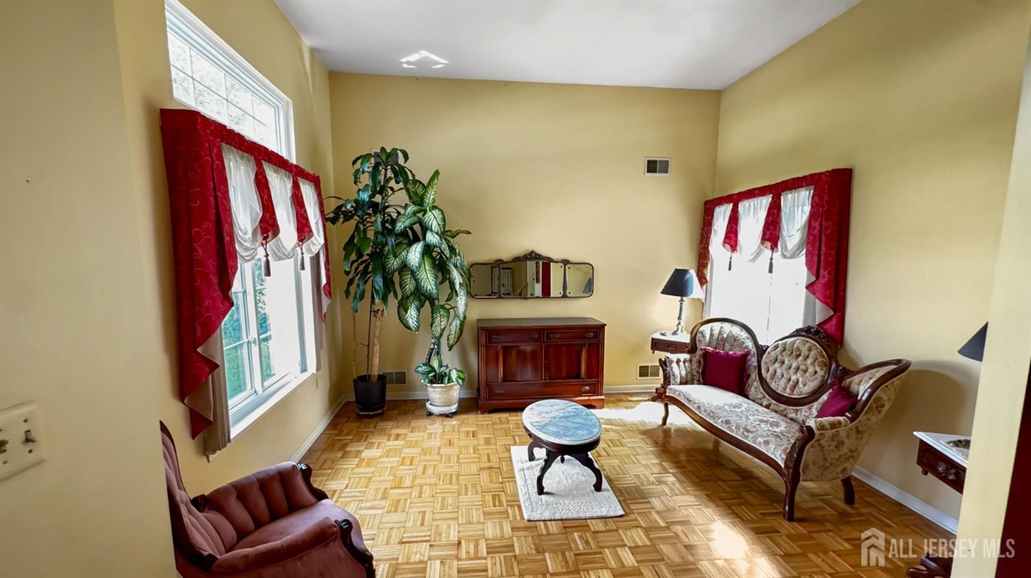 174 Buttonwood Drive Piscataway NJ 08854