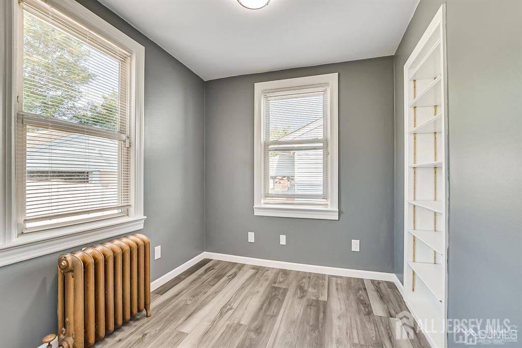 43 Saint Ann Street Carteret NJ 07008