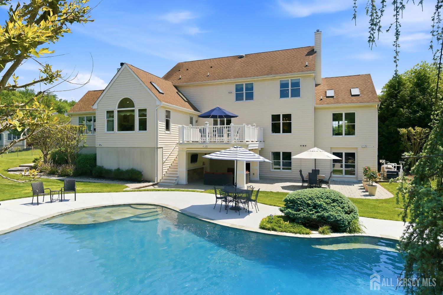 16 Deer Run Drive Freehold NJ 07728