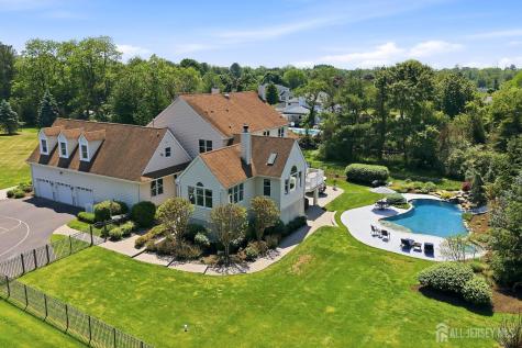 16 Deer Run Drive Freehold NJ 07728