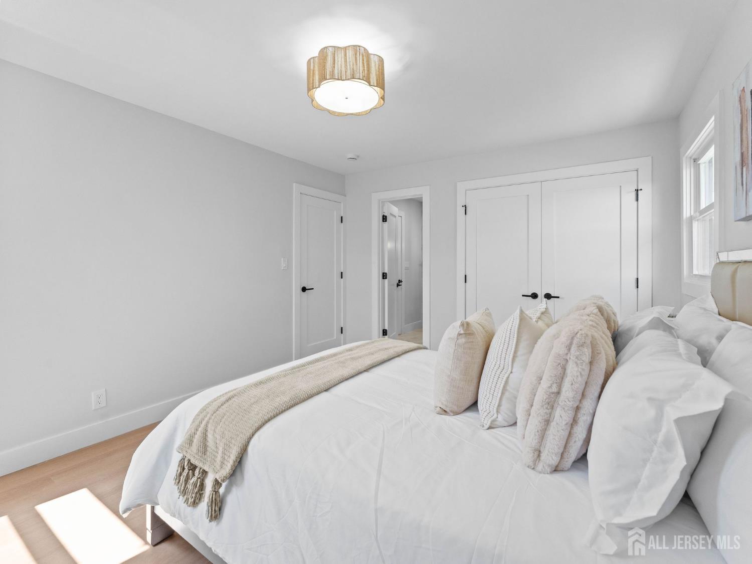 44 Charlotte Street Carteret NJ 07008