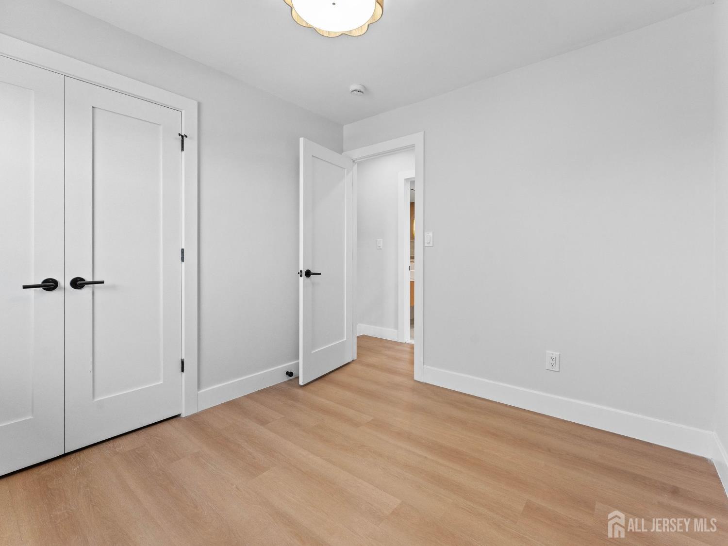 44 Charlotte Street Carteret NJ 07008