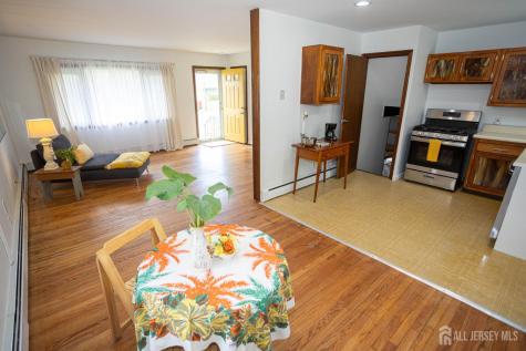 8 Stony Road Edison NJ 08817