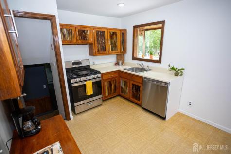 8 Stony Road Edison NJ 08817