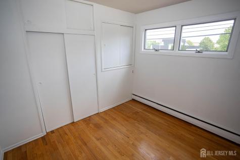 8 Stony Road Edison NJ 08817